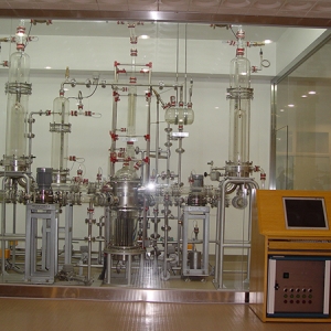 1-001-REACTOR_DEMONSTRATION_UNIT-FRONT_VIEW.jpg